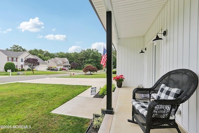 5-web-or-mls-Virginia Ave-S2806-005