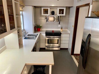 1302 Calle Luchetti unit 8W, San Juan, PR 00907 - photo 7