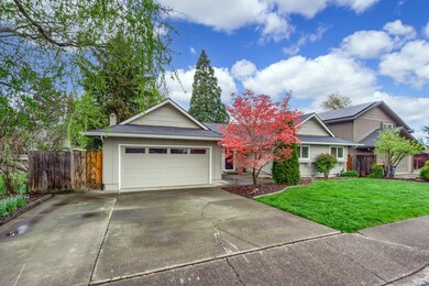 710 Freeman Rd, Central Point, OR 97502 - photo 4