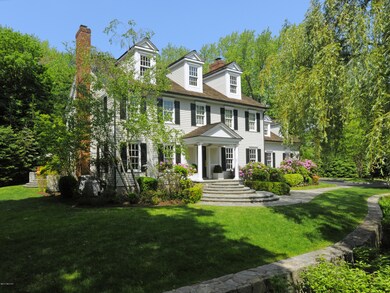 7 Rustic View Rd, Greenwich, CT 06830 - photo 2