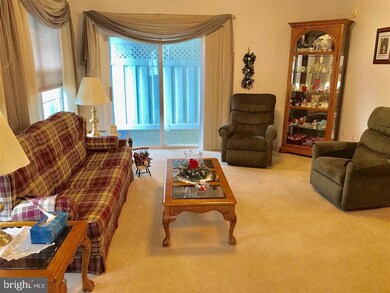 206 N Marshview Rd unit 206, Stewartstown, PA 17363 - photo 3