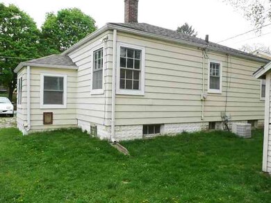 1223 Warren St, Davenport, IA 52804 - photo 5