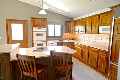 2137 Creekside Dr SW unit 49, Byron Center, MI 49315 - photo 3