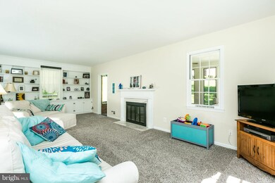 4204 Ravenhurst Cir, Glen Arm, MD 21057 - photo 7