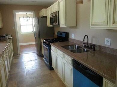 4844 Metropolitan Dr, New Orleans, LA 70126 - photo 3