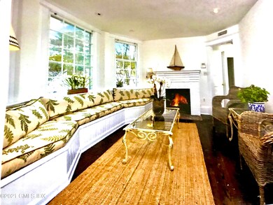 633 Steamboat Rd unit 1, Greenwich, CT 06830 - photo 7