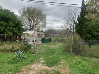 3015 Bringhurst St, Houston, TX 77026 - photo 2