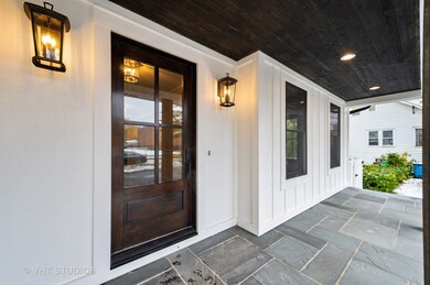 547 S Hillside Ave, Elmhurst, IL 60126 - photo 3