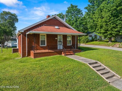 02-802-Monroe-St-Sweetwater-TN-2