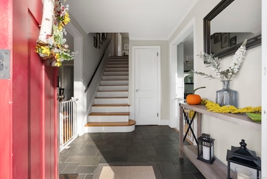 52 Stillman Rd, Wethersfield, CT 06109 - photo 3