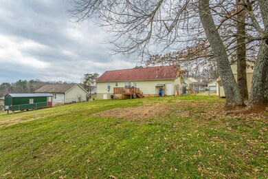 330 Windsong Dr, La Fayette, GA 30728 - photo 2