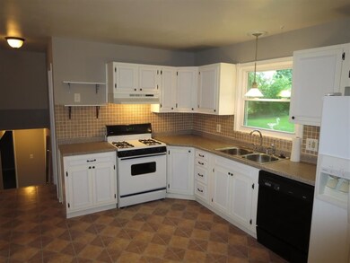 18090 Chipstead Dr, South Bend, IN 46637 - photo 2