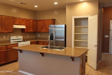 1253 E Walnut Rd, Gilbert, AZ 85298 - photo 3