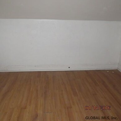 3 Howard St, Troy, NY 12180 - photo 5