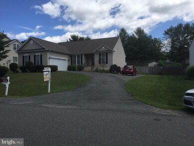 10419 Woodlake Ct, Spotsylvania, VA 22553 - photo 2