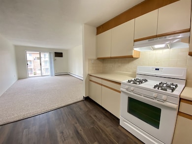 377 Huse Rd unit 37, Manchester, NH 03103 - photo 4