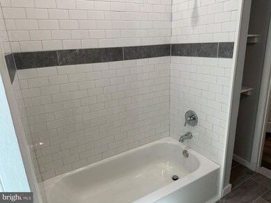 21 E Price St unit 1B, Philadelphia, PA 19144 - photo 7