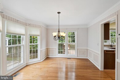 11608 Clocktower Ln, Laurel, MD 20708 - photo 6