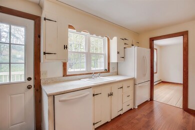 39 Stearns Rd, Amherst, NH 03031 - photo 6