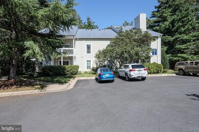 12062 Cardamom Dr unit 12062, Woodbridge, VA 22192 - photo 2