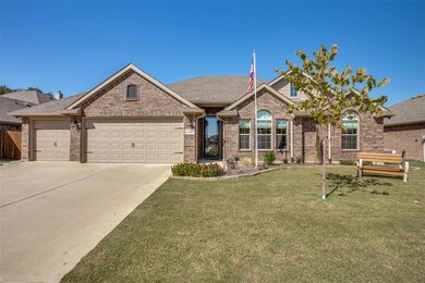 1420 Glade Meadows Dr, Burleson, TX 76058 - photo 5