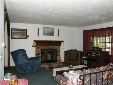 86 Lower Gore Rd, Webster, MA 01570 - photo 6