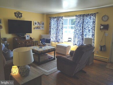 5900 Huntingdon Cir, Harrisburg, PA 17111 - photo 4