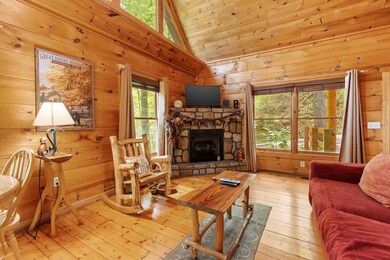 07-2457 N School House Gap Rd-06