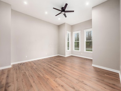 007_ Rd Galloway OH 43119 USA