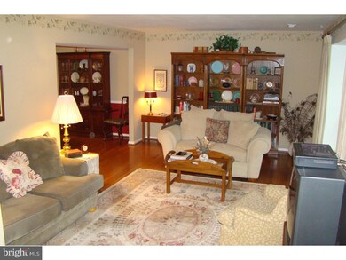 1996 Hawthorne Ln, Hatfield, PA 19440 - photo 5