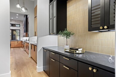 1419 Hewitt Dr, Houston, TX 77018 - photo 7