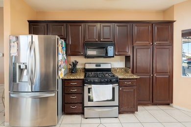 2025-10-CocoPalm-WEB-6