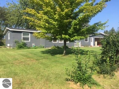 2022 S Green Dr, Au Gres, MI 48703 - photo 3