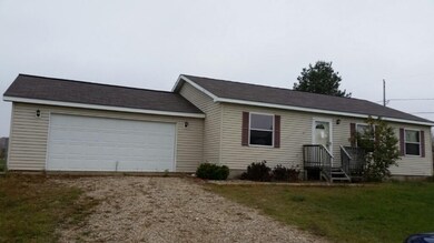 703 Kay St, Reed City, MI 49677 - photo 5