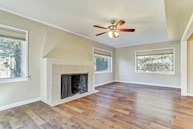 3309 Lawrence St, Houston, TX 77018 - photo 4