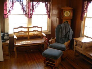 Den Main house