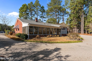 921 Vass Carthage Rd, Carthage, NC 28327 - photo 4
