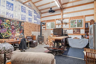 10621 N Whispering Pines Ln, Elk, WA 99009 - photo 6