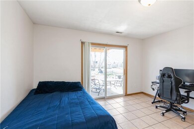 1803 E 25th St, Des Moines, IA 50317 - photo 2