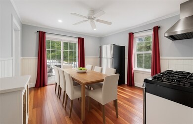 25 Tecumseh St, Providence, RI 02906 - photo 7