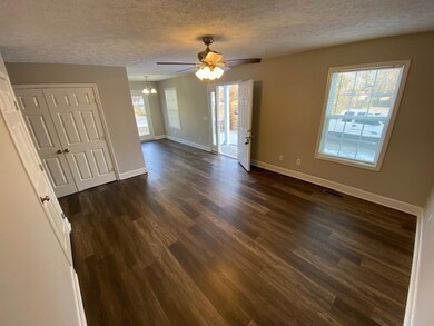 109 Williams St unit A, Portland, TN 37148 - photo 2