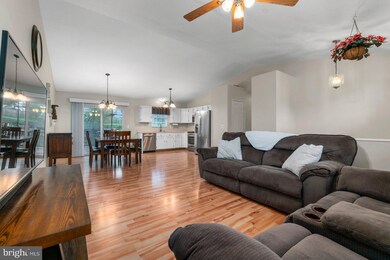 3003 Nova Dr, Manchester, MD 21102 - photo 4