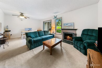 21617 80th Ave W unit 210, Edmonds, WA 98026 - photo 2