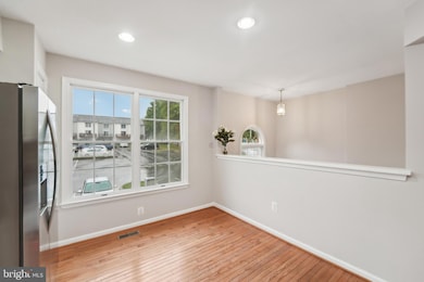 3280 W Springs Dr unit 8, Ellicott City, MD 21043 - photo 5