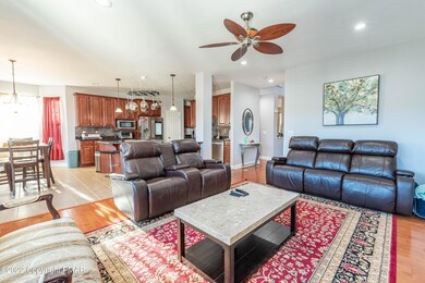 715 Ramblewood Dr, Easton, PA 18040 - photo 4