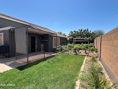 Big Backyard with shade patio