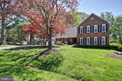11 Snug Hill Ct, Potomac, MD 20854 - photo 2