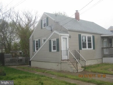 810 N Woodlynn Rd, Essex, MD 21221 - photo 2