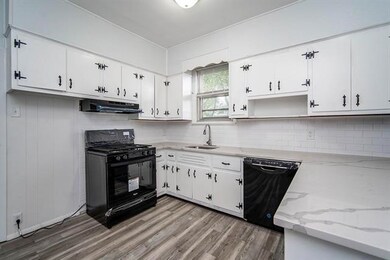 59 W 3rd St, Bayonne, NJ 07002 - photo 6