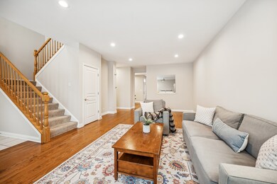 2512 Violet St, Glenview, IL 60026 - photo 3